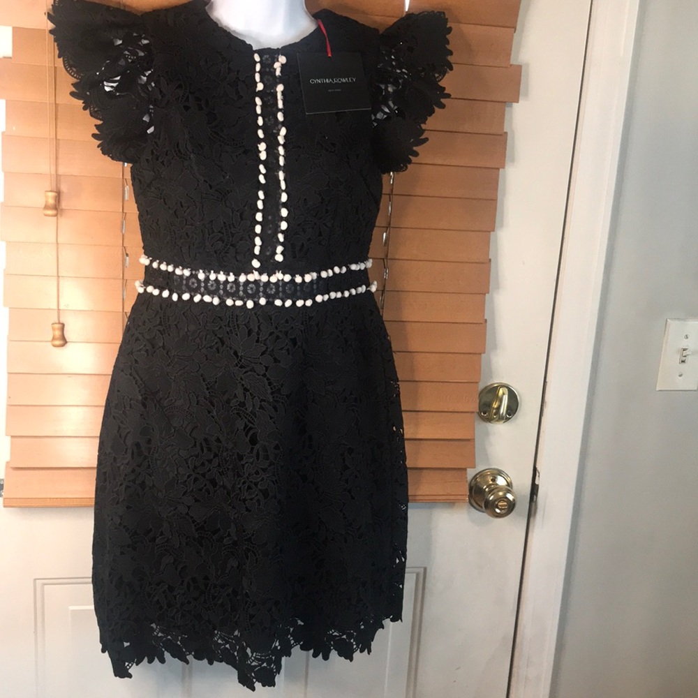 Cynthia Rowley black lace size 2 NWT